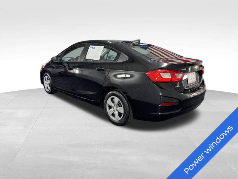 2017 Chevrolet Cruze LS Auto
