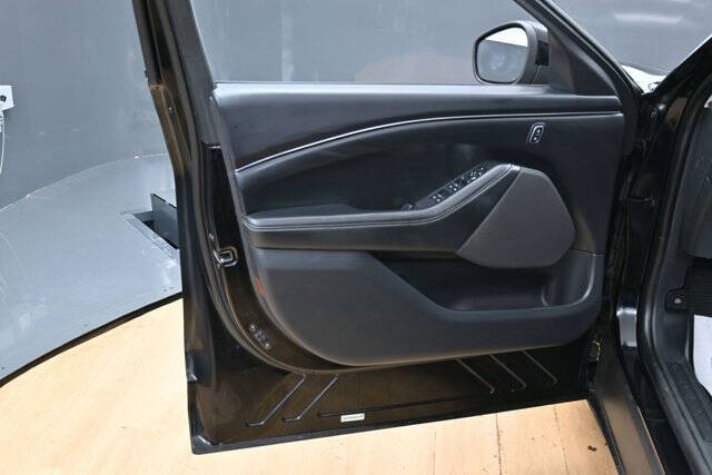 2023 Ford Mustang Mach-E Select