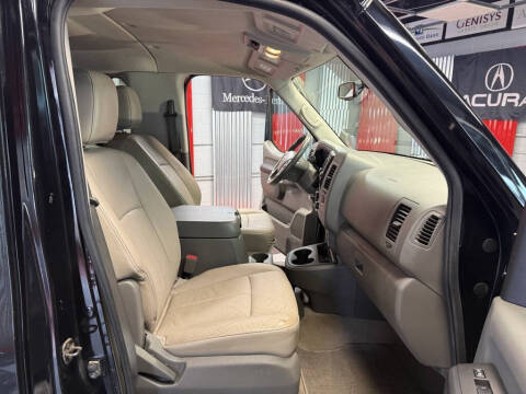 2016 Nissan NV 3500 HD SL