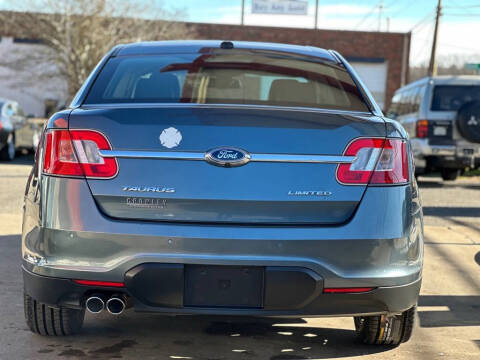 2010 Ford Taurus Limited