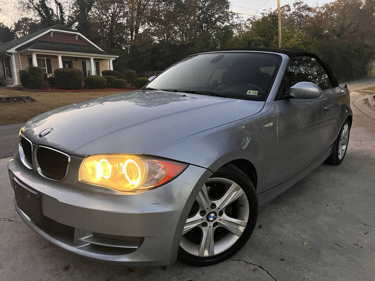 2009 BMW 1 Series 128i 2dr Convertible's photo