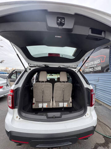 2015 Ford Explorer