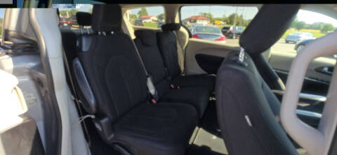 2017 Chrysler Pacifica LX