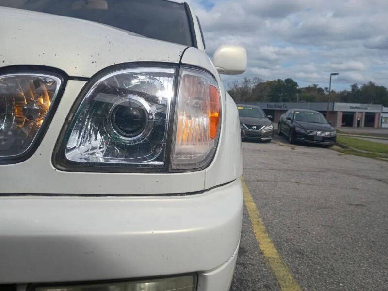2000 Lexus LX 470