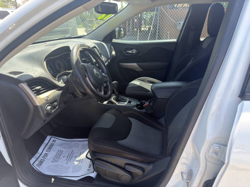 2018 Jeep Cherokee Latitude