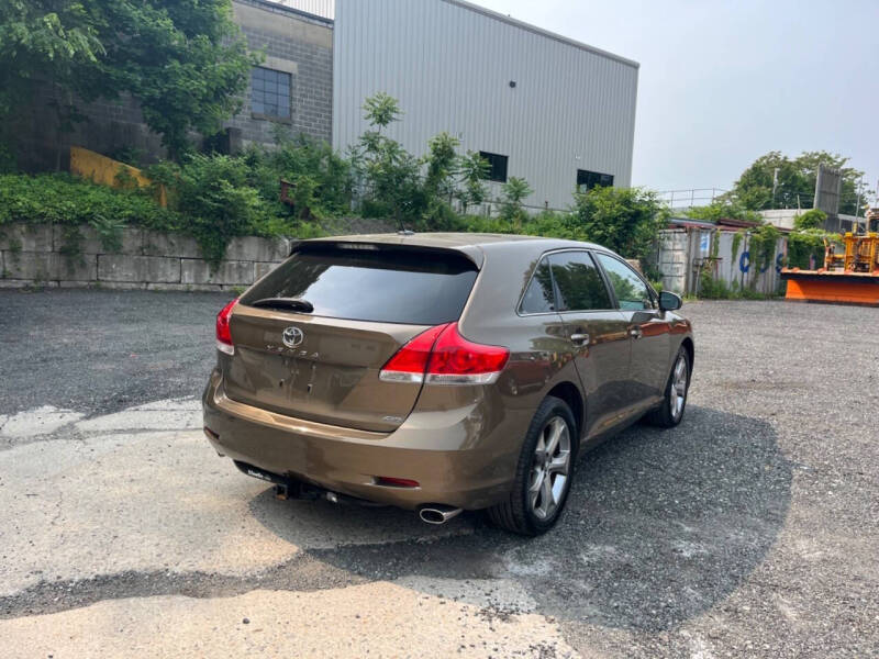 2011 Toyota Venza AWD V6