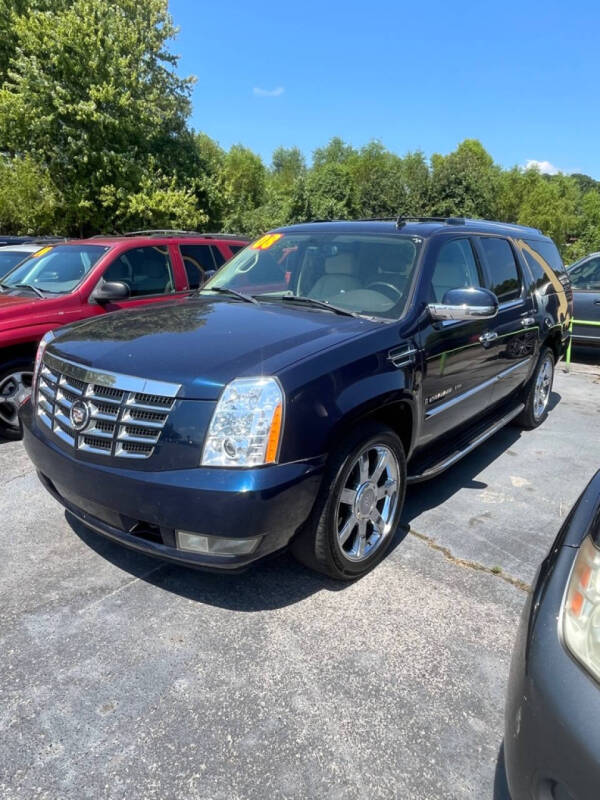 2008 Cadillac Escalade ESV Base's photo