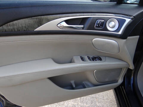 2017 Lincoln MKZ Reserve