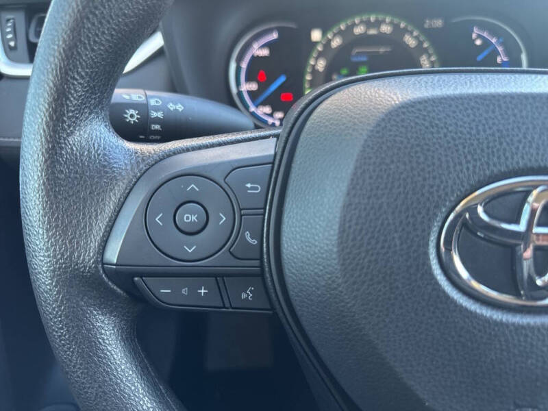 2024 Toyota RAV4 Hybrid LE