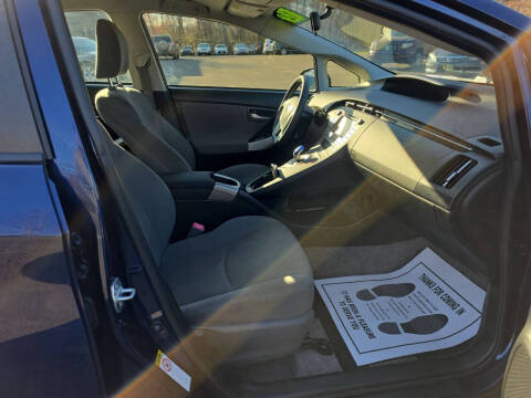 2012 Toyota Prius Two