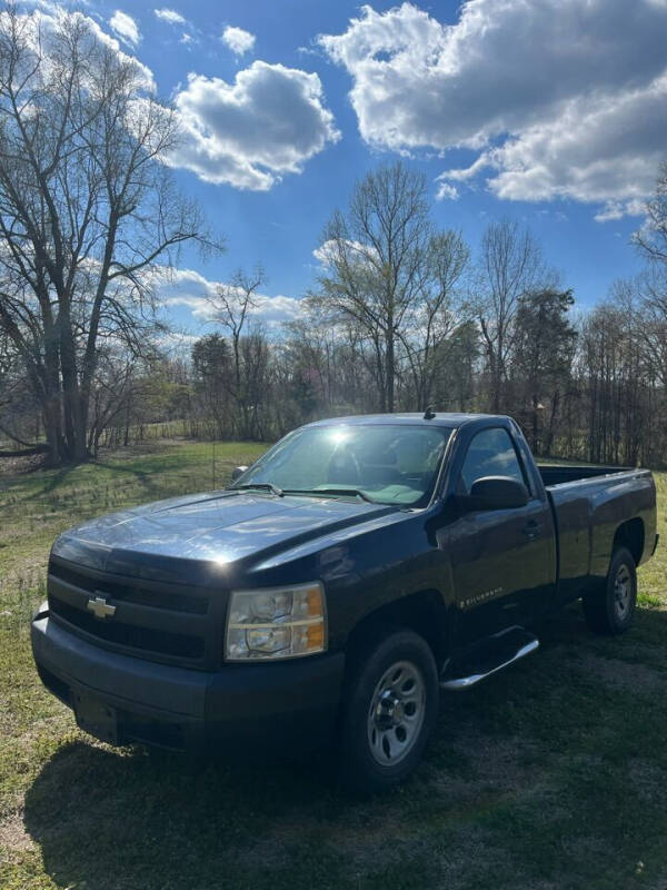 2007 Chevrolet Silverado 1500 Classic for sale at Gregs Auto Sales in Batesville AR