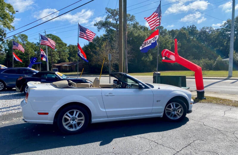 2005 Ford Mustang GT Premium