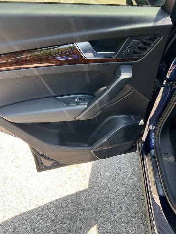 2018 Audi Q5 2.0T quattro Premium Plus