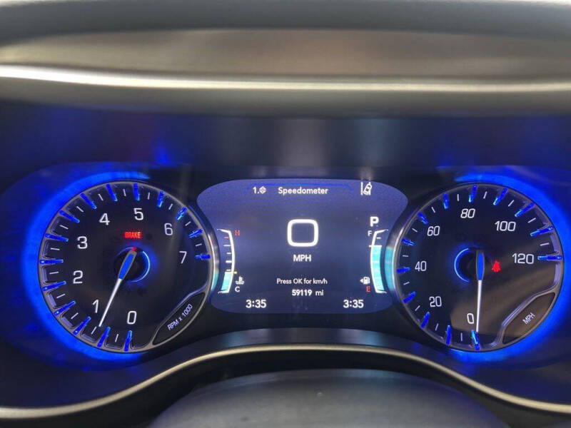 2023 Chrysler Pacifica Touring L