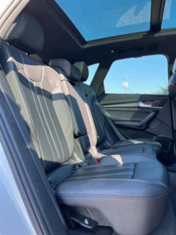 2023 Audi SQ5 3.0T quattro Premium Plus