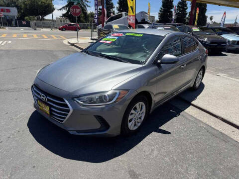 2017 Hyundai Elantra