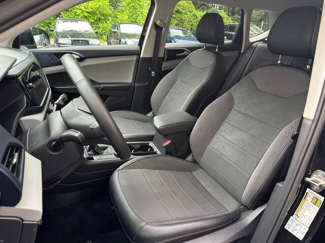 2022 Volkswagen Taos SE 4Motion