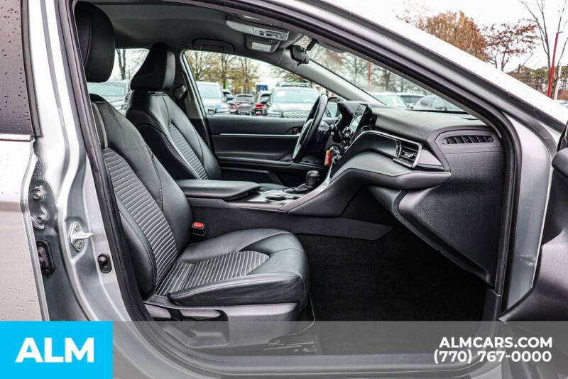 2023 Toyota Camry SE