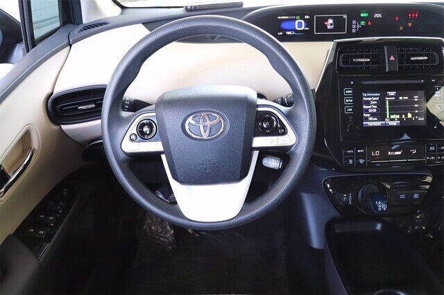 2017 Toyota Prius One