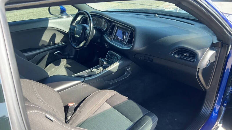 2019 Dodge Challenger SXT