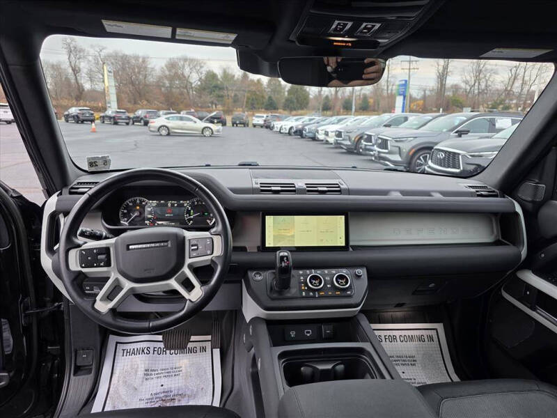 2023 Land Rover Defender 110 X-Dynamic SE