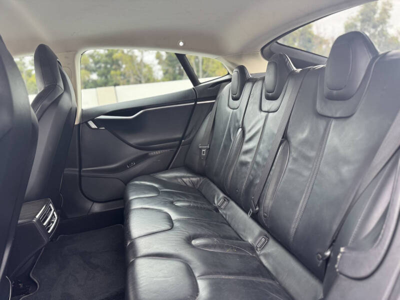 2013 Tesla Model S