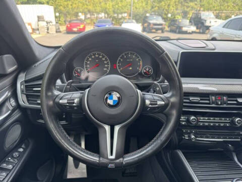 2017 BMW X6 M