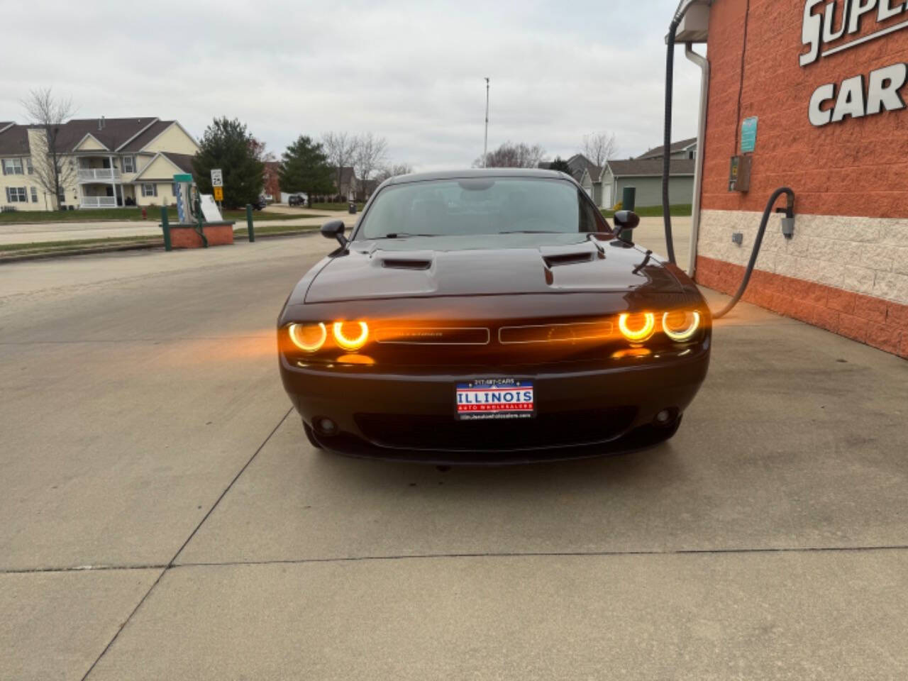 2017 Dodge Challenger for sale at Illinois Auto Wholesalers in Tolono, IL