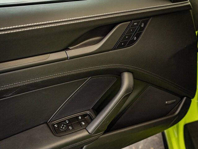 2025 Porsche 911 Carrera GTS