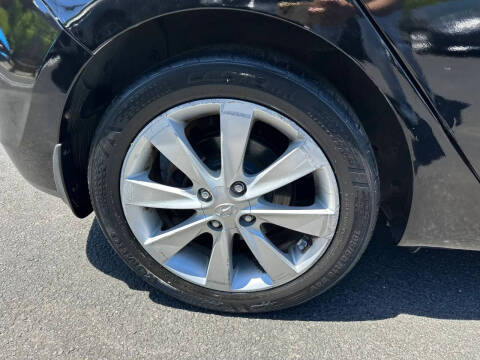 2013 Hyundai Accent SE