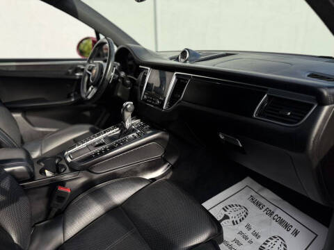 2018 Porsche Macan GTS