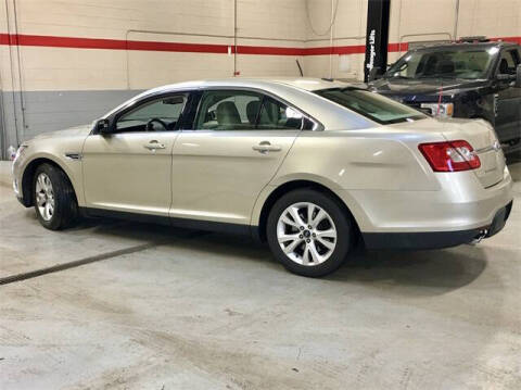 2011 Ford Taurus SEL