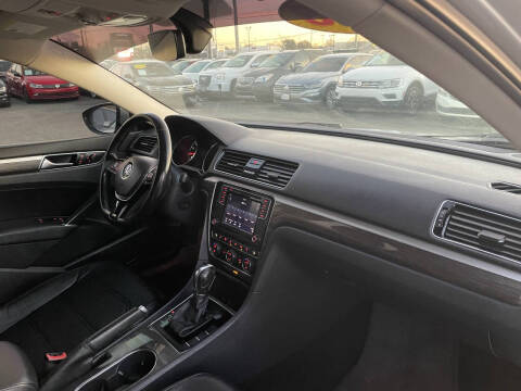 2018 Volkswagen Passat 2.0T SE