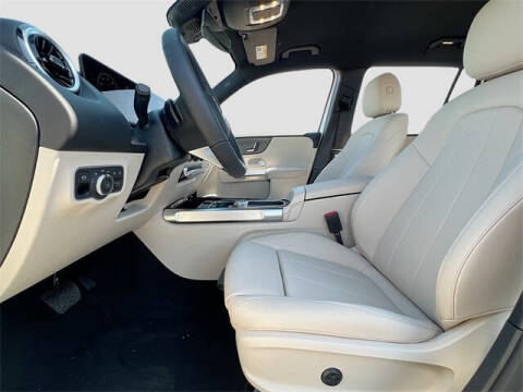 2025 Mercedes-Benz GLB GLB 250 4MATIC