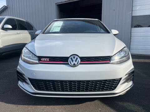 2019 Volkswagen Golf GTI S