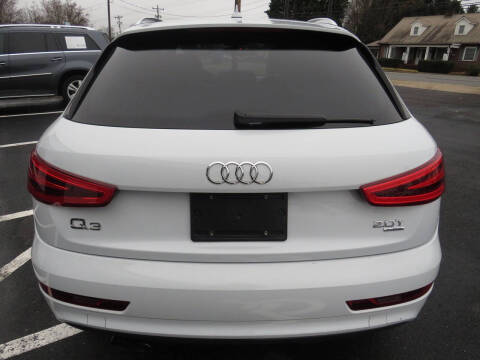 2015 Audi Q3 2.0T quattro Premium Plus