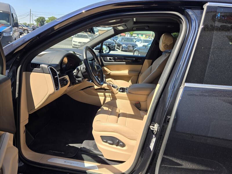 2022 Porsche Cayenne