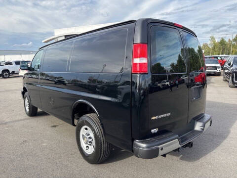 2025 Chevrolet Express 2500