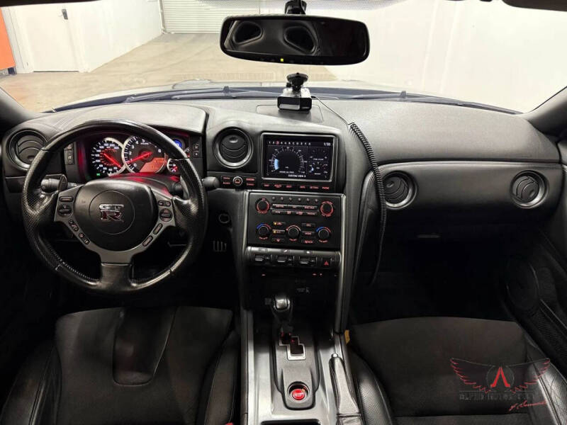 2010 Nissan GT-R Premium