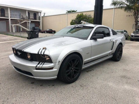 2006 Ford Mustang for sale at Florida Cool Cars in Fort Lauderdale FL