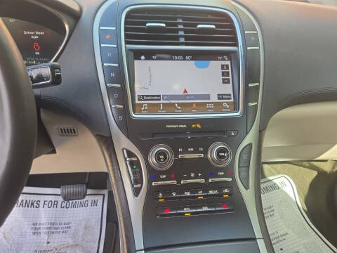 2019 Lincoln Nautilus Select
