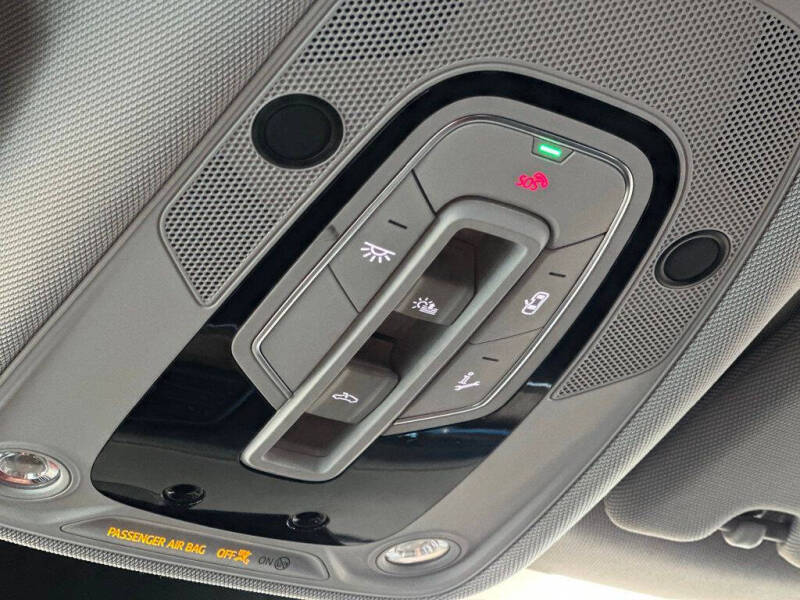 2019 Audi e-tron quattro Prestige