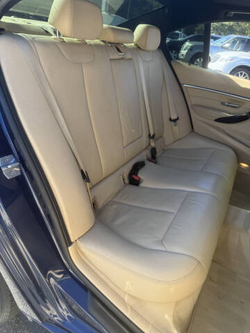 2016 BMW 3 Series 328i