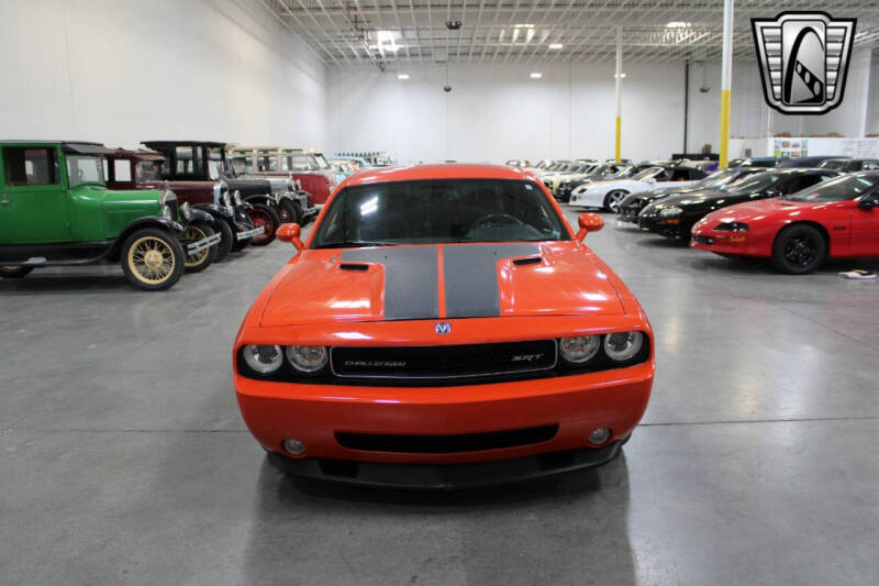 2009 Dodge Challenger SRT8