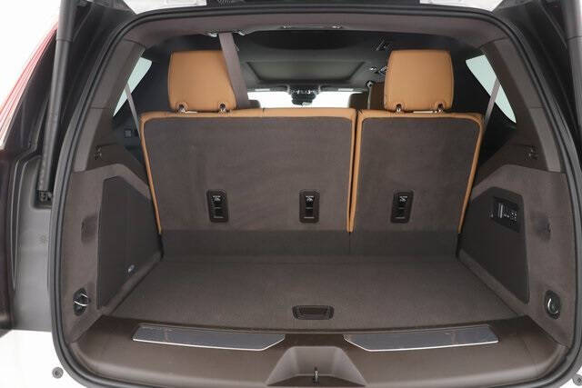 2025 Cadillac Escalade Premium Luxury