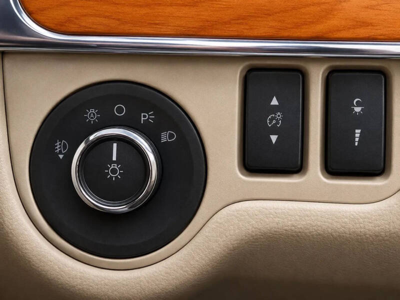 2011 Lincoln MKS