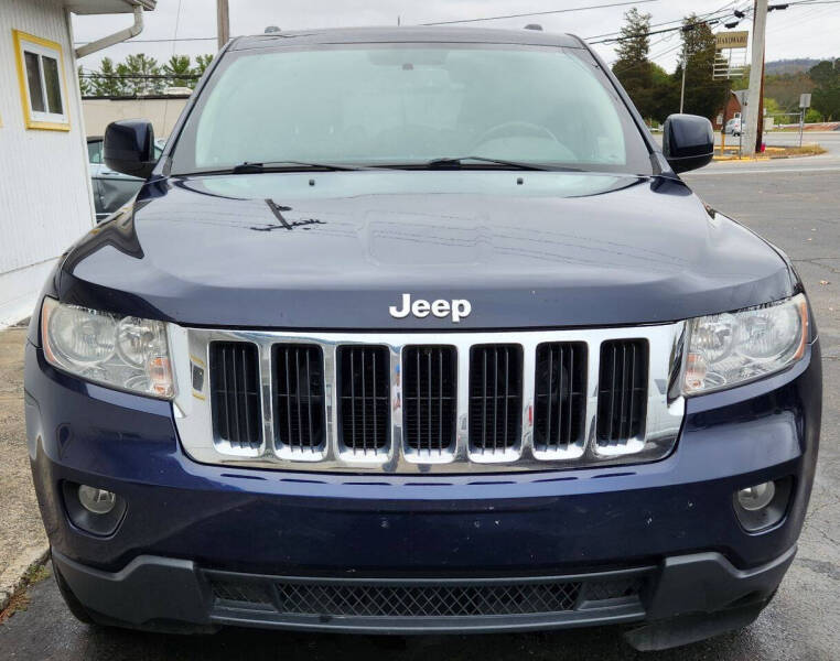 2013 Jeep Grand Cherokee for sale at Hernandez Motors in Rocky Face GA