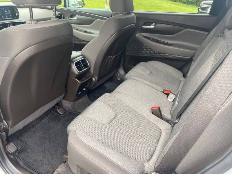 2020 Hyundai Santa Fe SE