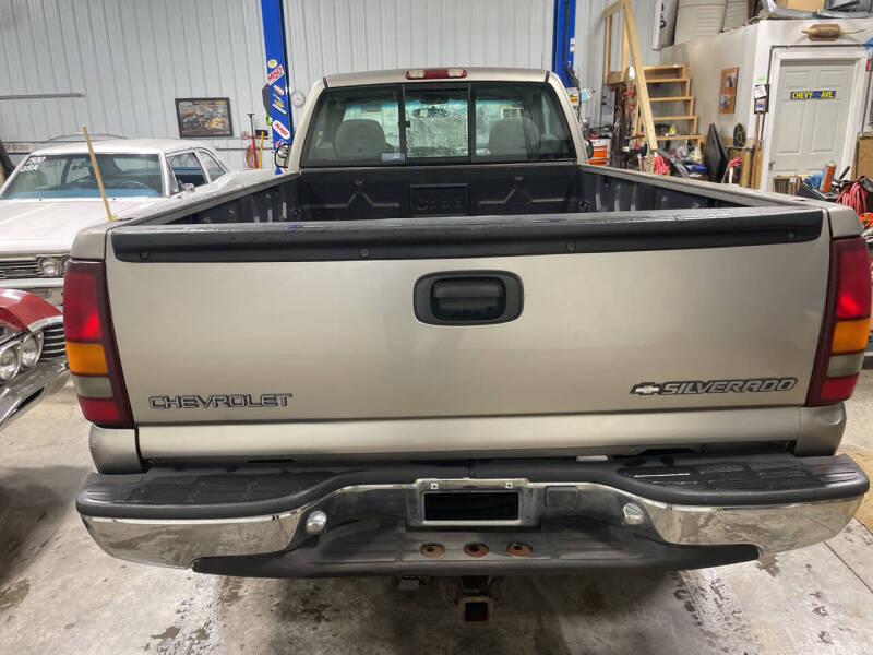 2000 Chevrolet Silverado 1500 LS