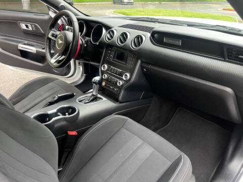 2019 Ford Mustang EcoBoost